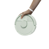 Ręka trzyma małego robota iRobot Roomba Mini Combo 2w1 (odkurzanie i mopowanie), kompaktowy rozmiar