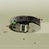 Widok od spodu: iRobot Roomba 115 Combo mopuje plamy na podłodze