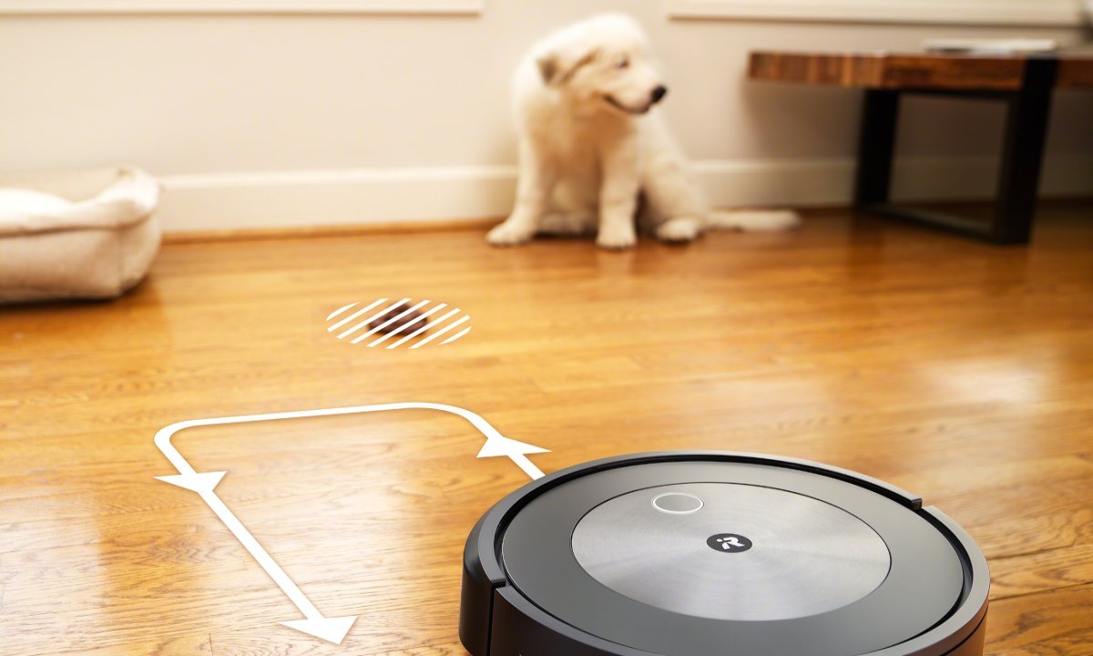 Roomba omija nieczystości zostawione przez psa