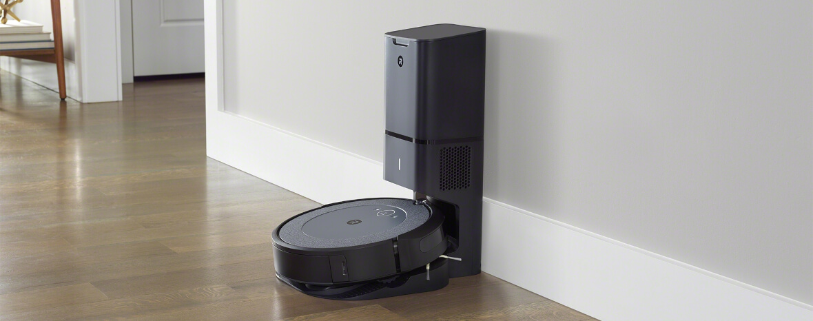 iRobot Roomba i3+ ze stacją ładująco-czyszczącą Clean Base