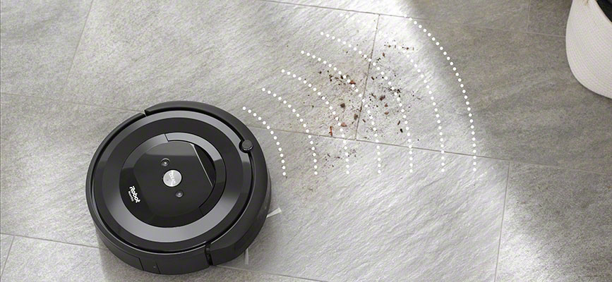 iRobot Roomba e5 używa systemu wykrywania większych zabrudzeń Dirt Detect