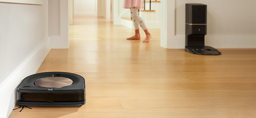 iRobot Roomba s9+ sprzątanie wzdłuż krawędzi ścian