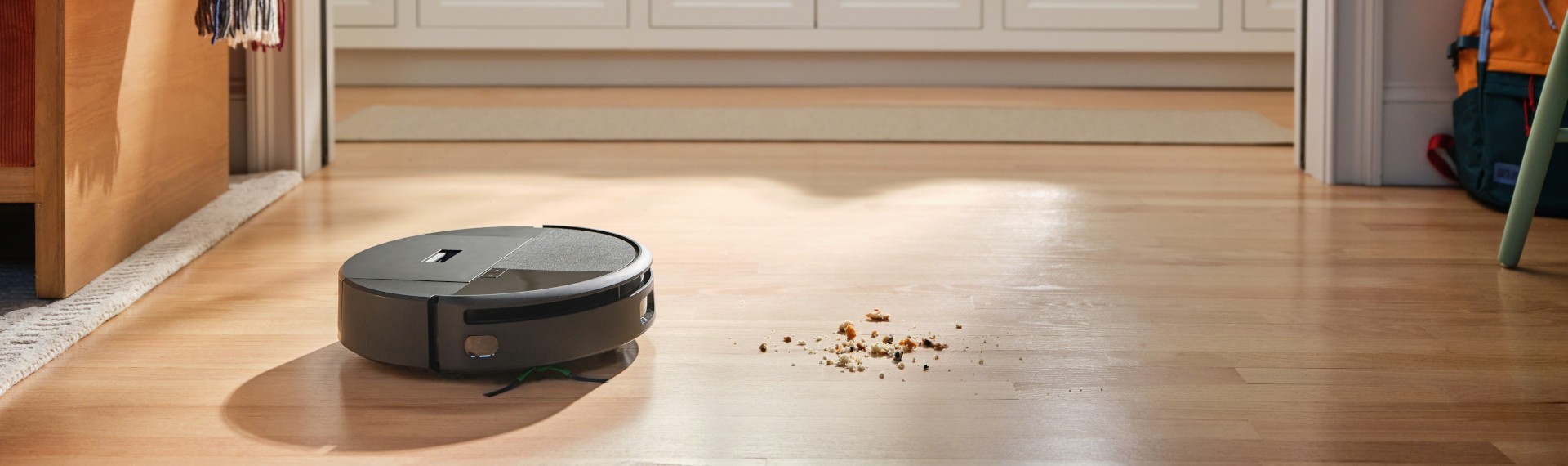 Jaki robot sprzątający dla seniora? Praktyczny prezent na Dzień Babci i Dzień Dziadka, który naprawdę pomaga