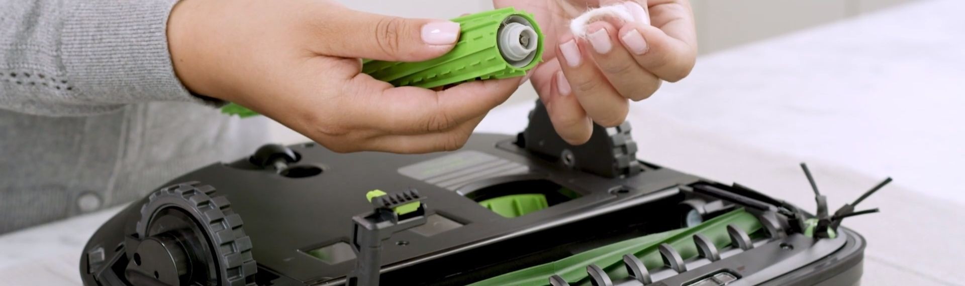 Czyszczenie iRobotów Roomba. Sprawdź, jak robić to prawidłowo! Czyszczenie iRobotów Roomba. Sprawdź, jak robić to prawidłowo!