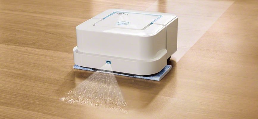 iRobot Braava jet 240 używa precyzyjnego spryskiwacza